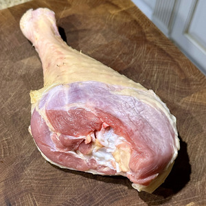 Индюшка. Голень в духовке Индюшка. Голень в духовке