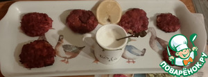 Котлеты с яблоком, свеклой и фета Котлеты с яблоком, свеклой и фета