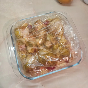 Куриные ножки, запеченные в рукаве, с рисом и овощами